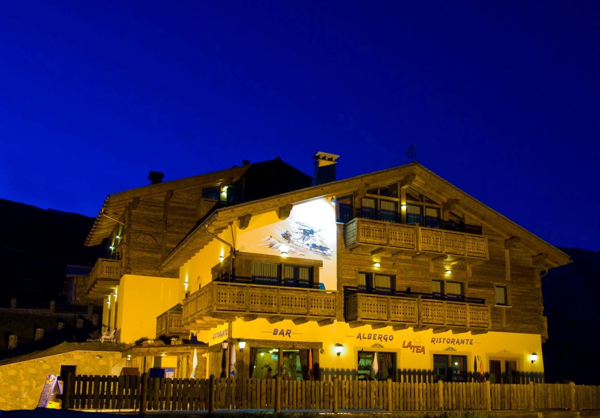 Hotel La Tea Livigno Exterior foto